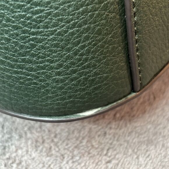 kailee medim flap shoulder bag Detachable Crossbody Strap Pebbled Hunter Green - Picture 6 of 12